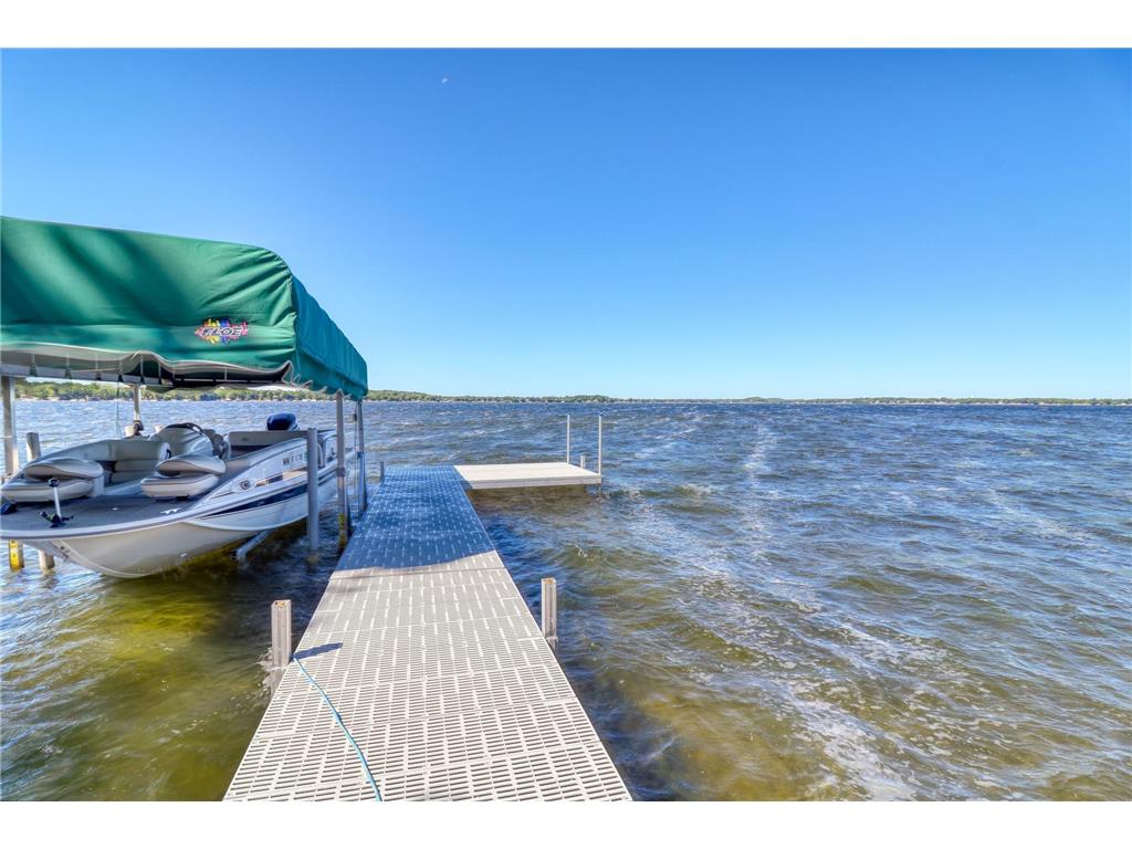 1812 E Shore Drive Detroit Lakes MN 56501 - Detroit 7057870 image5