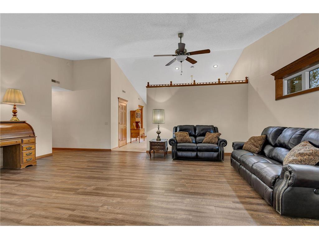 1812 Maple Lane Saint Cloud MN 56304 6791708 image9