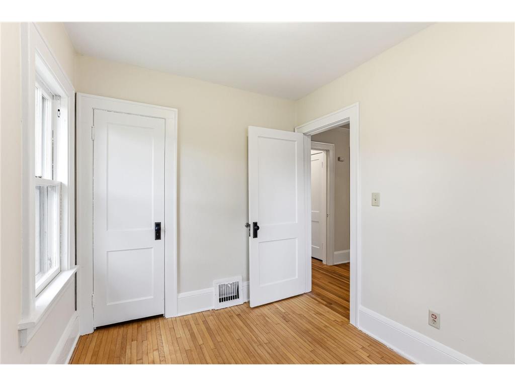 1812 Minnehaha Avenue E Saint Paul MN 55119 7091293 image11