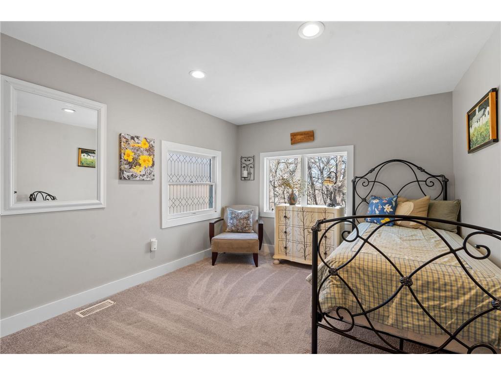 1812 Oakview Lane N Plymouth MN 55441 7082369 image23