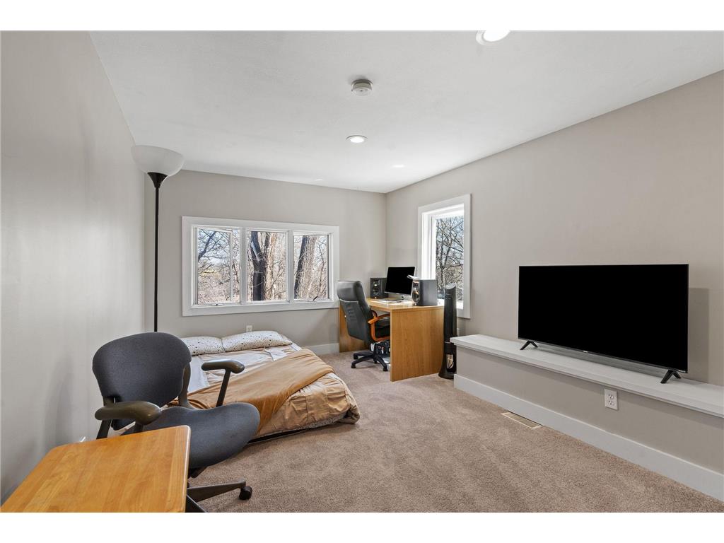1812 Oakview Lane N Plymouth MN 55441 7082369 image25