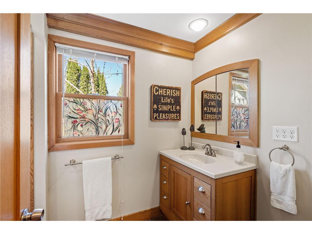 1812 Oakview Lane N Plymouth MN 55441 7082369 image31