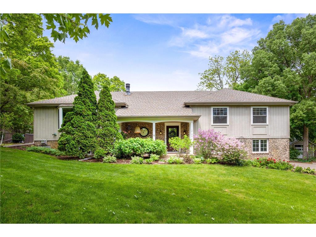 18120 Hummingbird Road Deephaven MN 55391 - Lake Minnetonka 6721407 image1