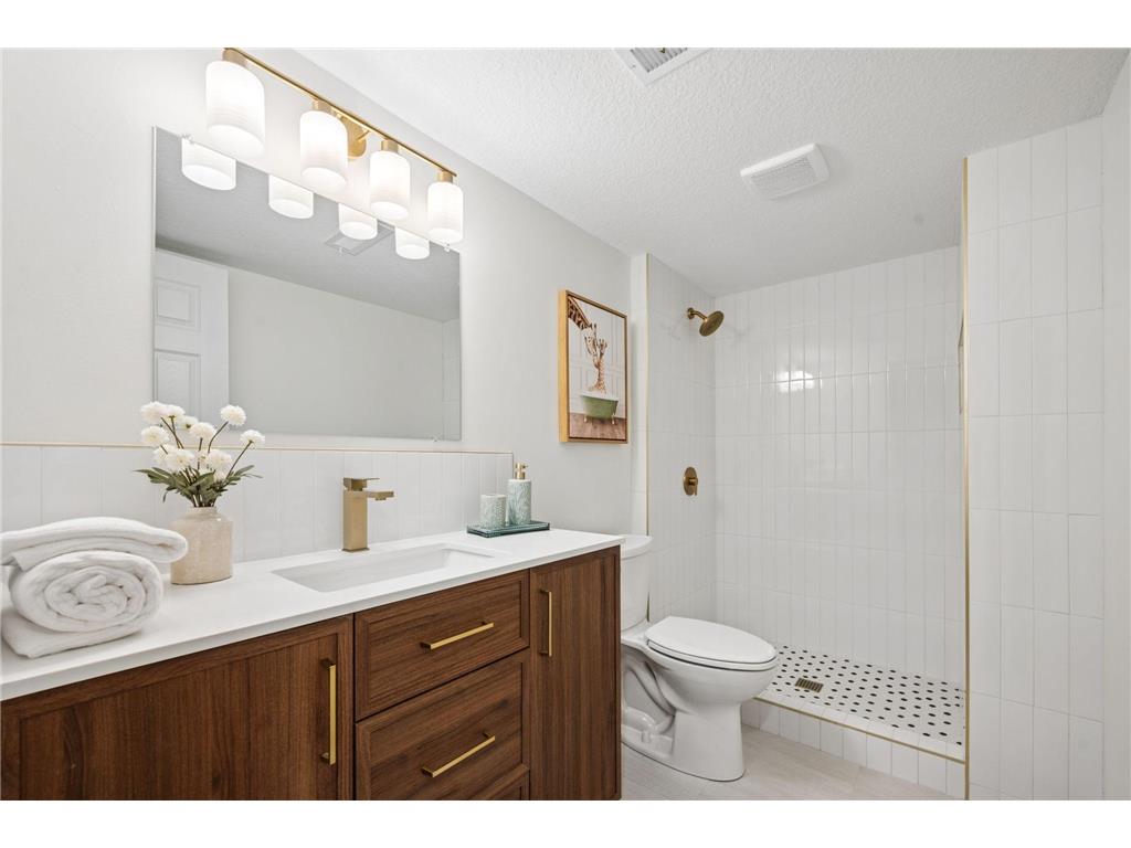 18121 Covington Path Minnetonka MN 55345 7097755 image19