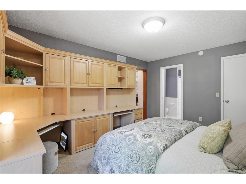 18121 Judicial Way S Lakeville MN 55044 7100588 image19