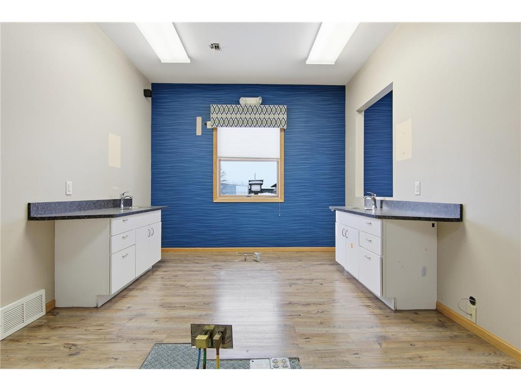 1813 & 1819 Wilson Street NE Menomonie WI 54751 7010339 image23