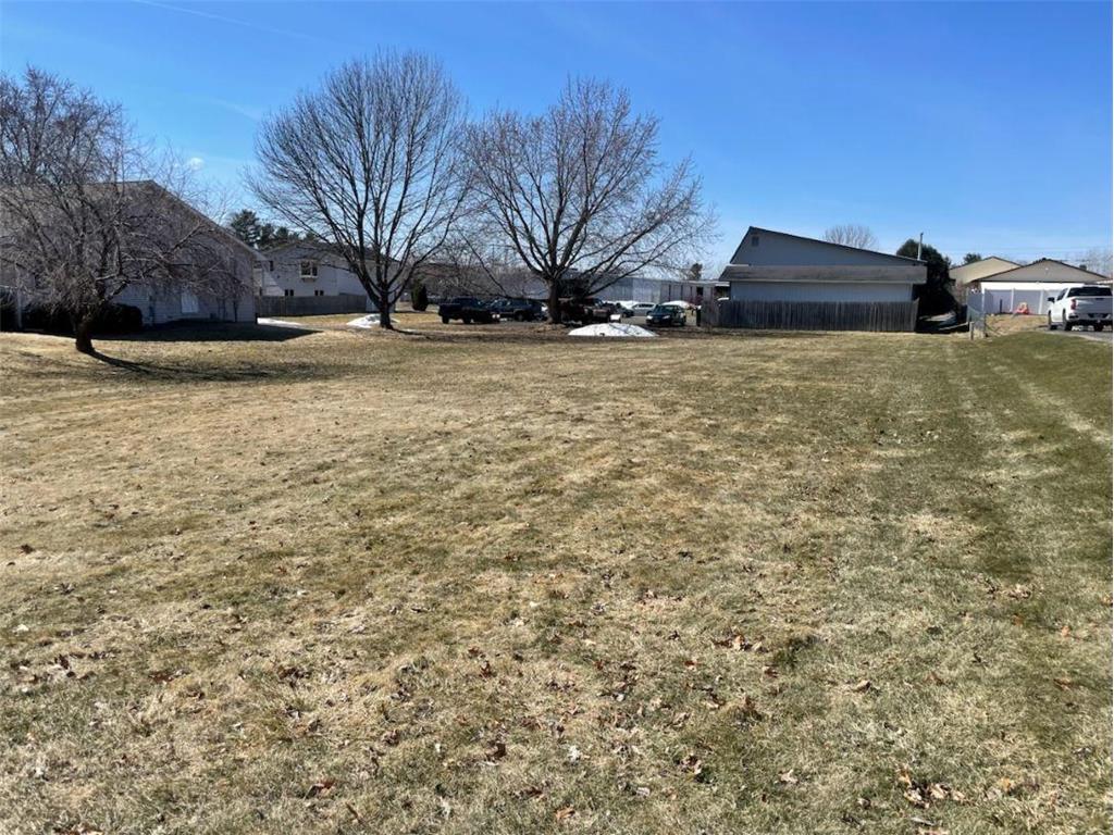 1813 & 1819 Wilson Street NE Menomonie WI 54751 7010339 image42