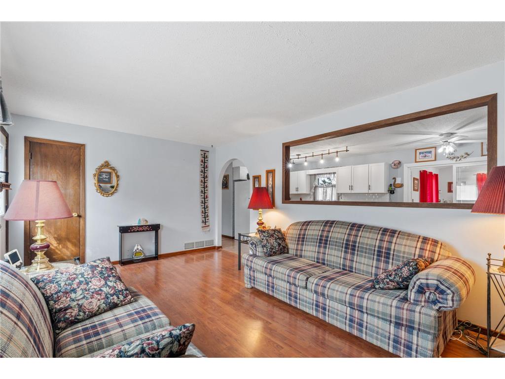 1813 209th Court NE East Bethel MN 55011 7015897 image4