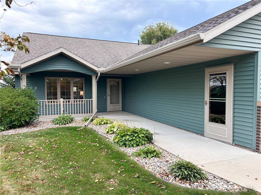 1813 Lower Trentwood Circle NE Willmar MN 56201 6791369 image1