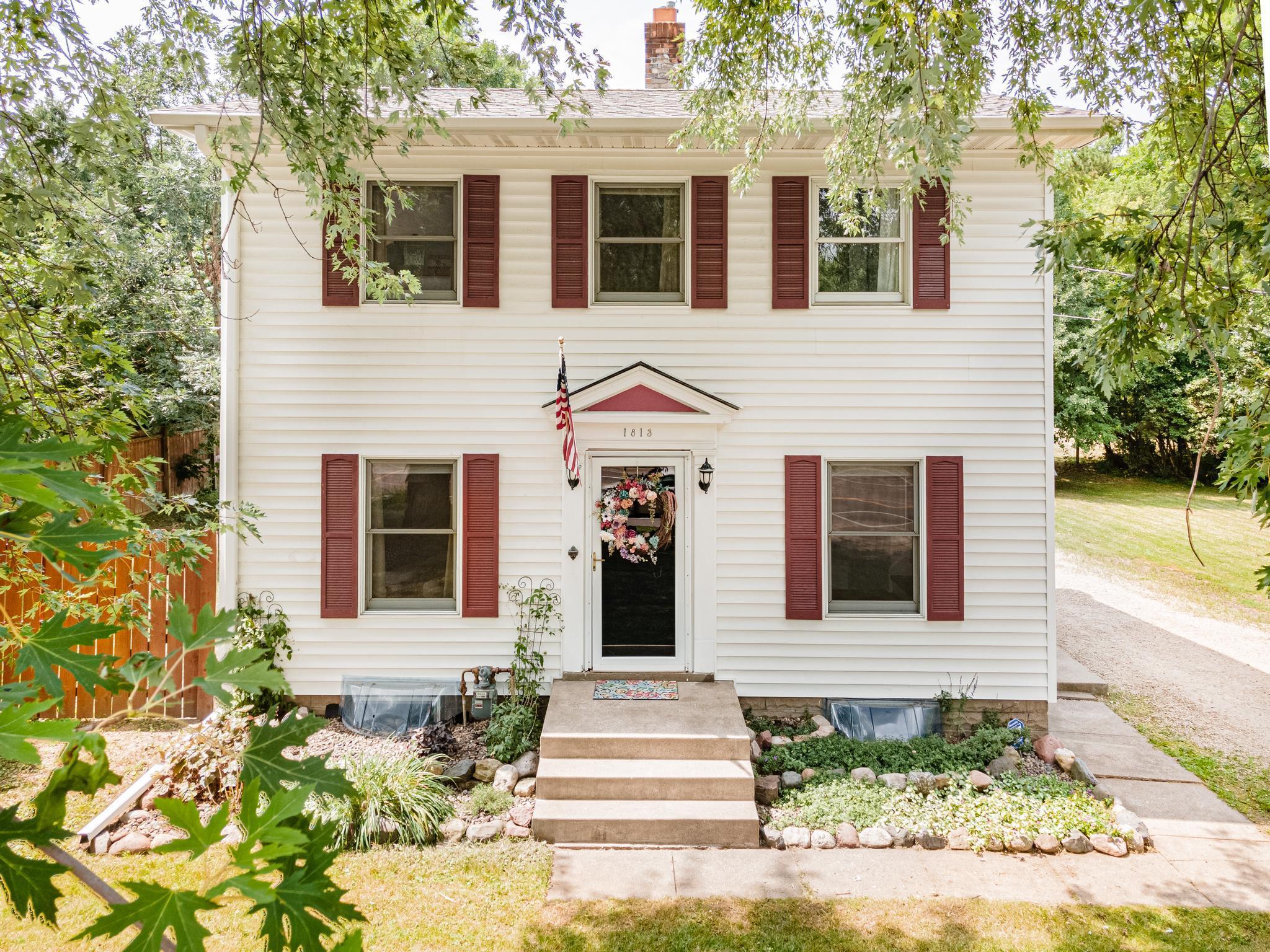 1813 Mcknight Road N, Maplewood, MN 55109 MLS 6029807 Edina Realty