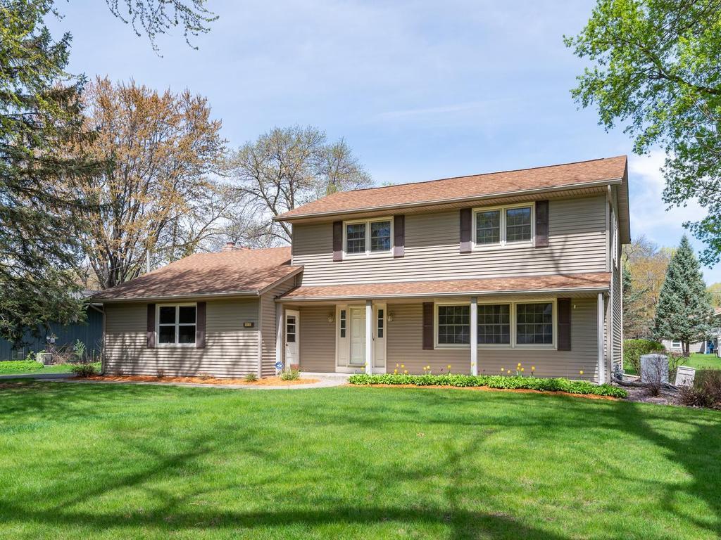 18130 19th Avenue N Plymouth MN 55447 7063160 image1