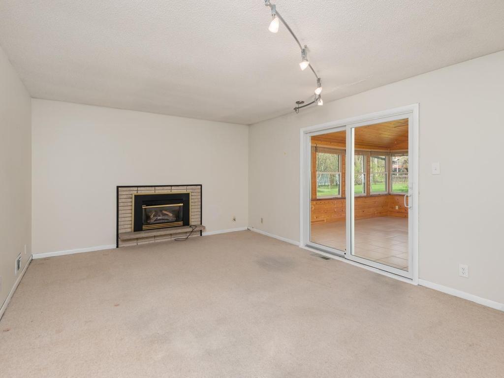 18130 19th Avenue N Plymouth MN 55447 7063160 image18