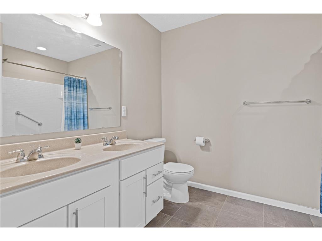 18135 57th Avenue N Plymouth MN 55446 7080360 image28