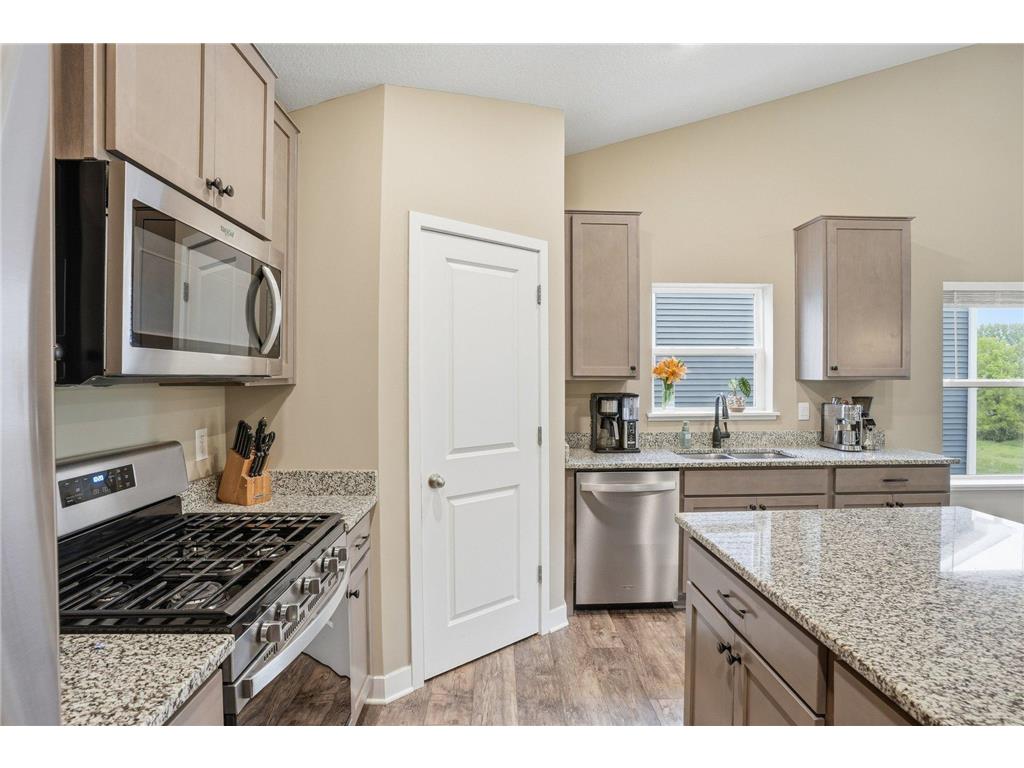 18137 Hidden Creek Trail Lakeville MN 55044 7067267 image10