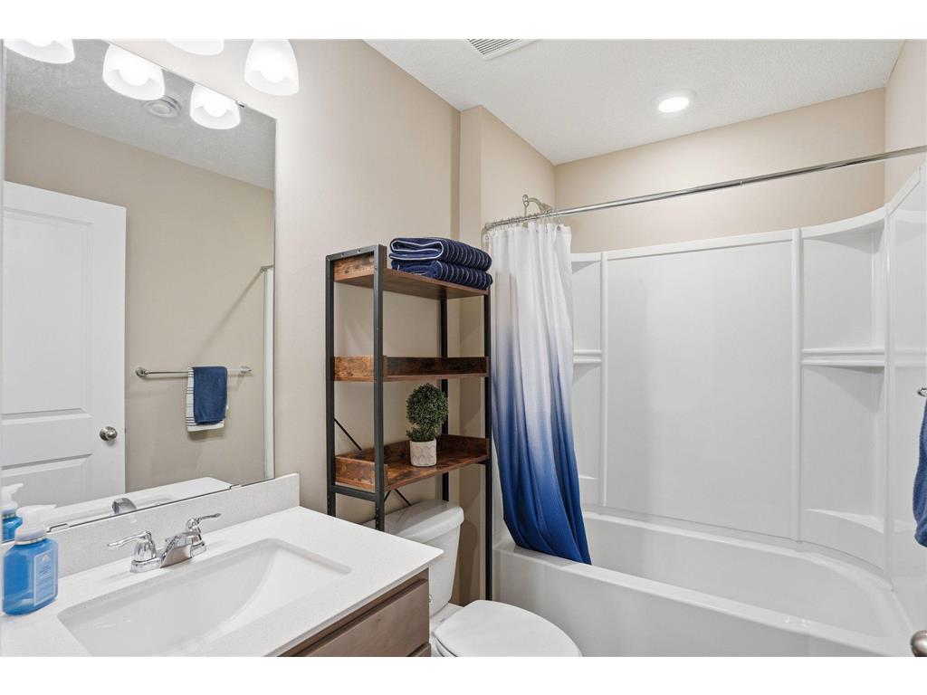 18137 Hidden Creek Trail Lakeville MN 55044 7067267 image33