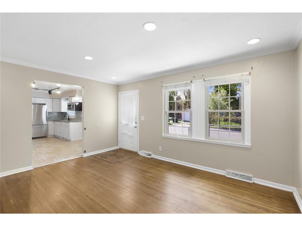 1814 4th Avenue N Minneapolis MN 55405 7034263 image10