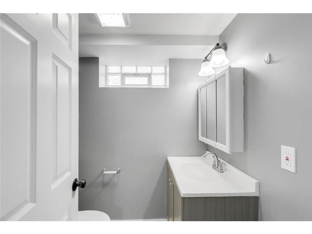 1814 4th Avenue N Minneapolis MN 55405 7034263 image23