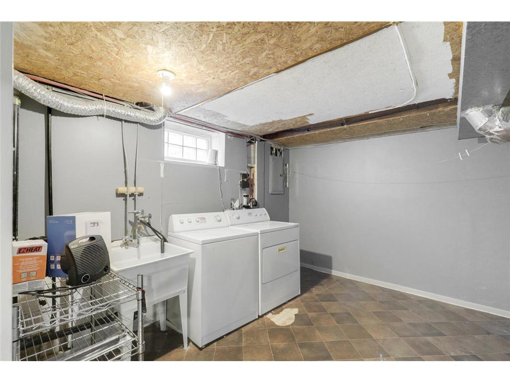 1814 4th Avenue N Minneapolis MN 55405 7034263 image24