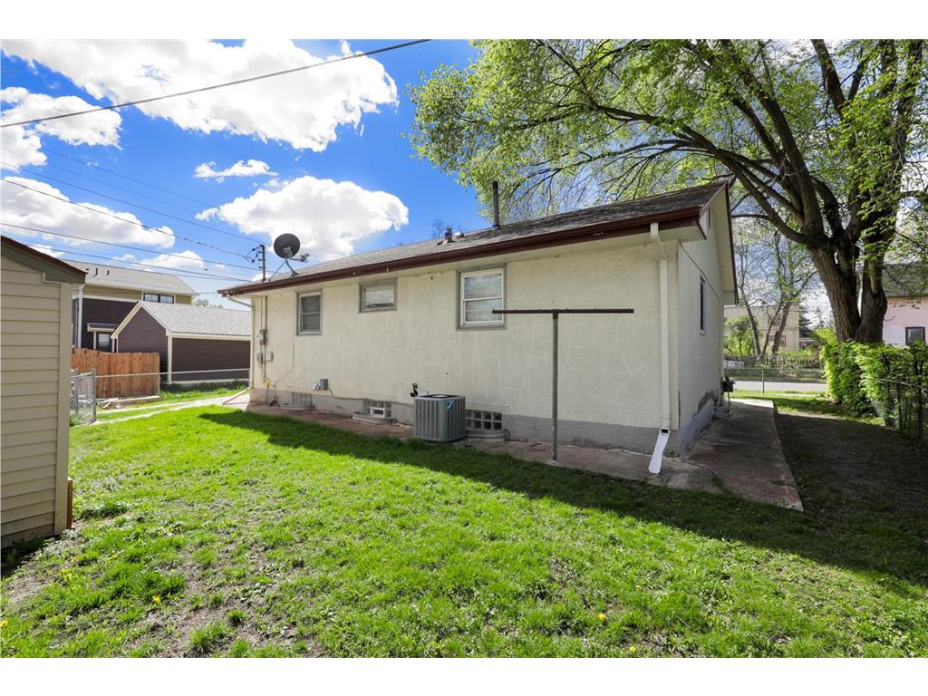 1814 4th Avenue N Minneapolis MN 55405 7034263 image25