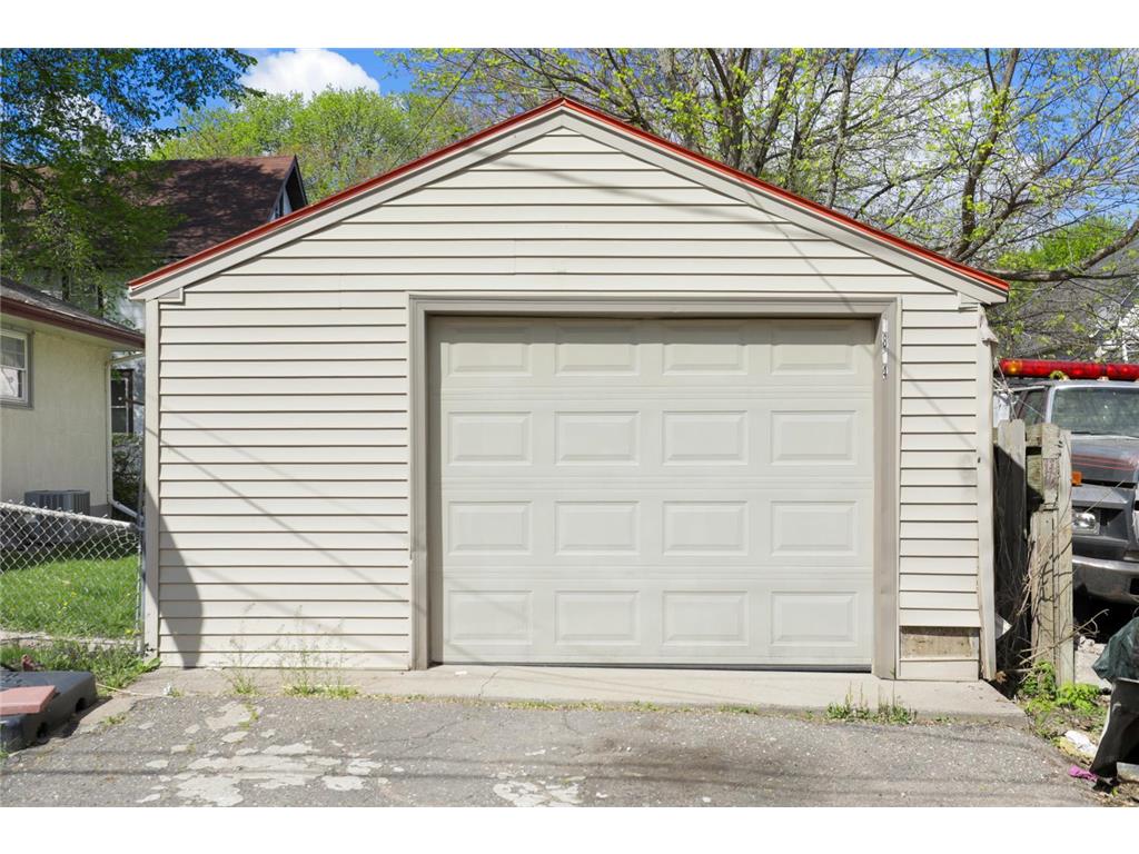 1814 4th Avenue N Minneapolis MN 55405 7034263 image26
