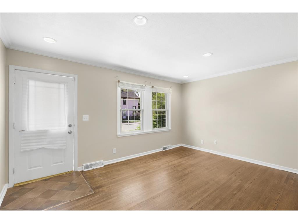 1814 4th Avenue N Minneapolis MN 55405 7034263 image7