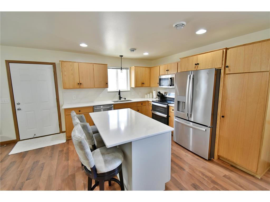 1814 Clearwater Road Saint Cloud MN 56301 7045530 image2