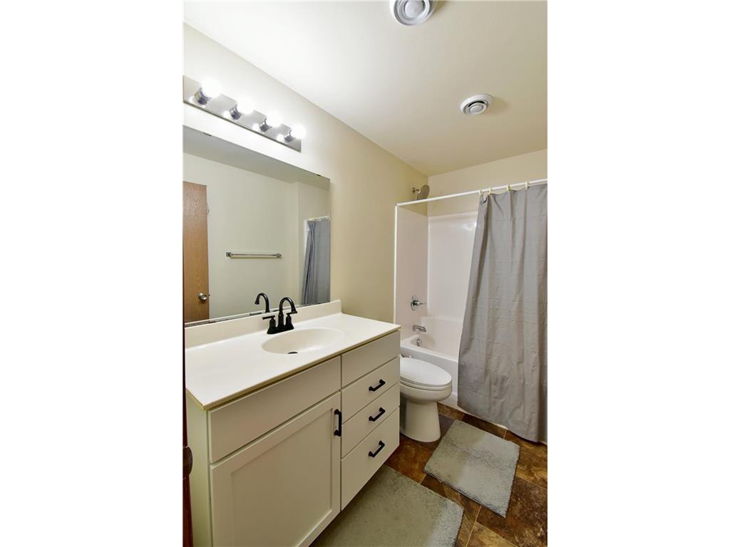 1814 Clearwater Road Saint Cloud MN 56301 7045530 image6