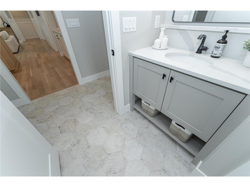 1814 Mayowood Court SW Rochester MN 55902 6639934 image22