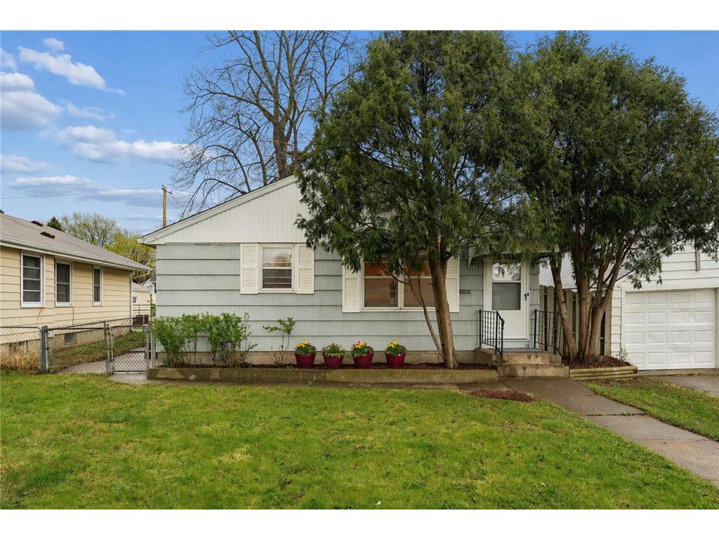 1814 Montana Avenue E Saint Paul MN 55119 7019276 image1