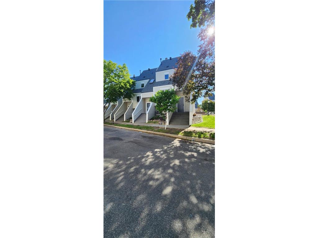 1814 New York Avenue N Minneapolis MN 55411 7008451 image2