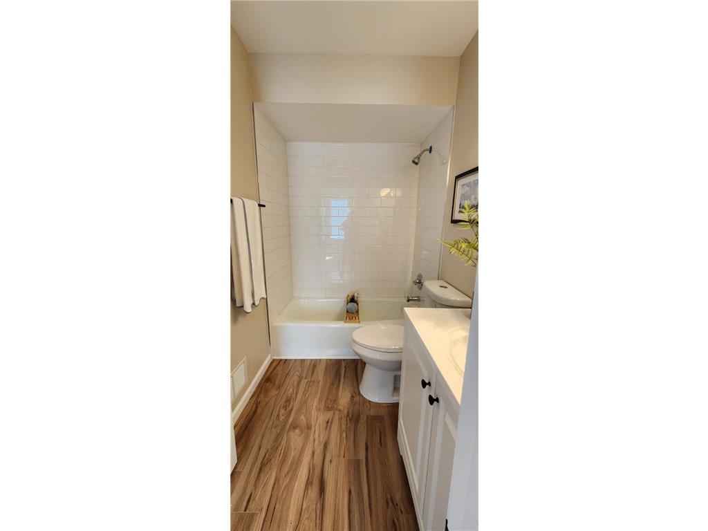 1814 New York Avenue N Minneapolis MN 55411 7008451 image21