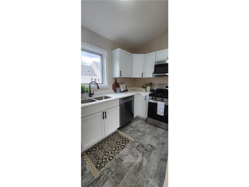 1814 New York Avenue N Minneapolis MN 55411 7008451 image4