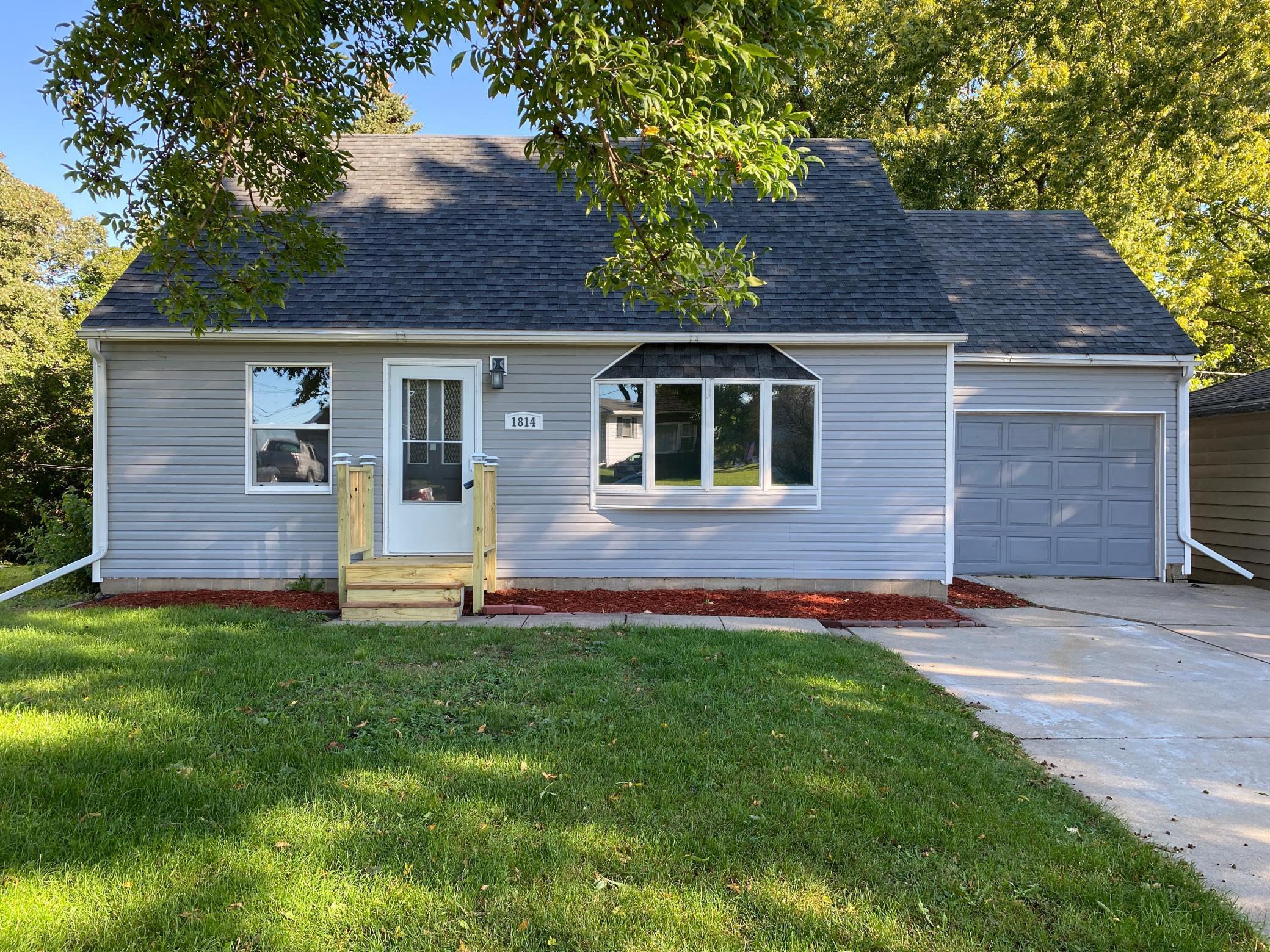 1814 Riviera Drive, Albert Lea, MN 56007 MLS 6093276 Edina Realty