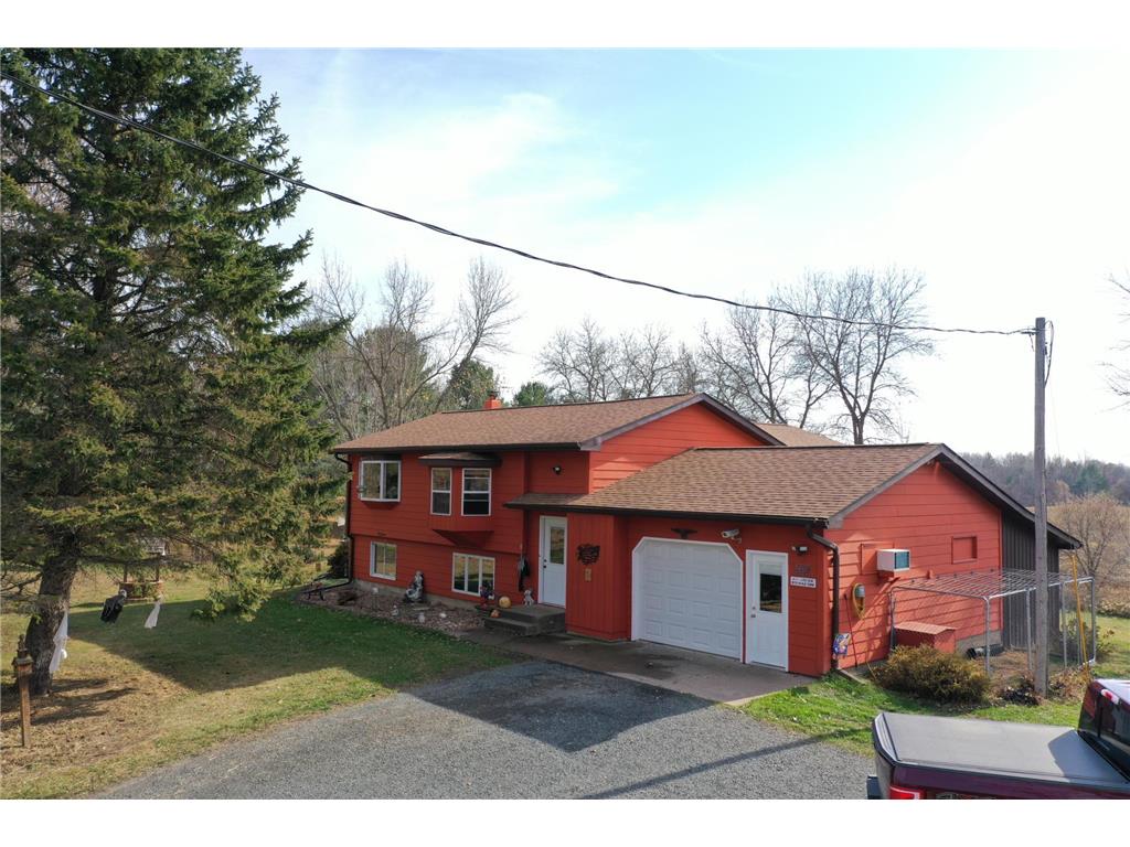 1814 W Church Road Alden Twp WI 54026 6625307 image1