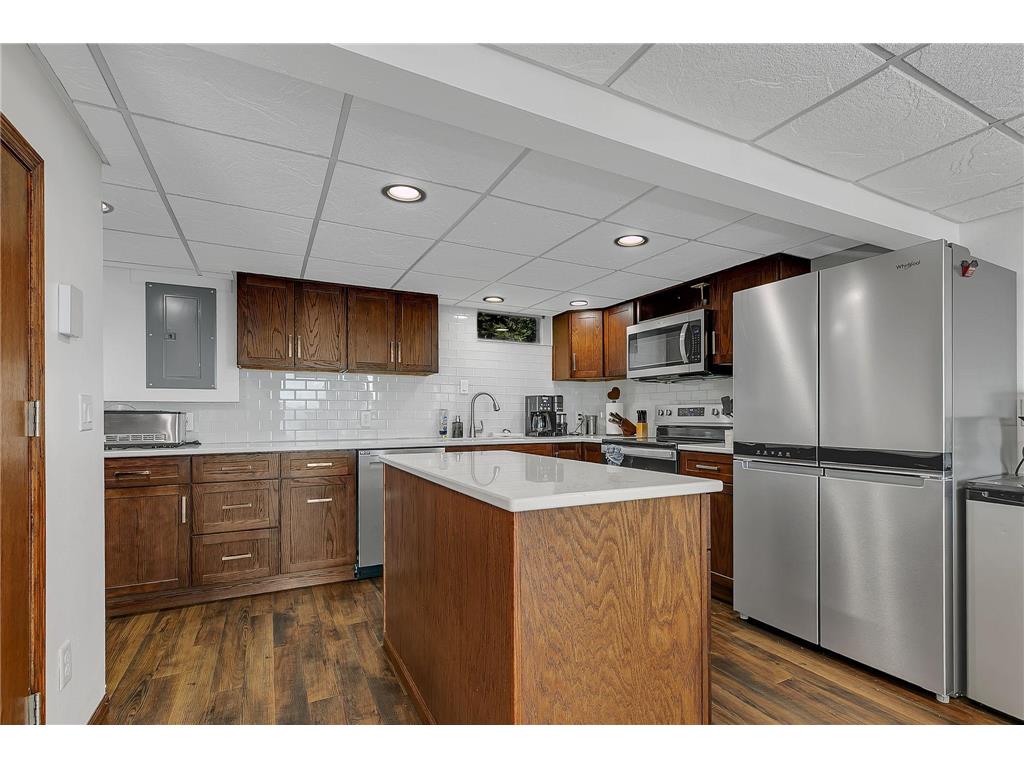 18146 Raymond Avenue Richmond MN 56368 - North Brown's 7102913 image16