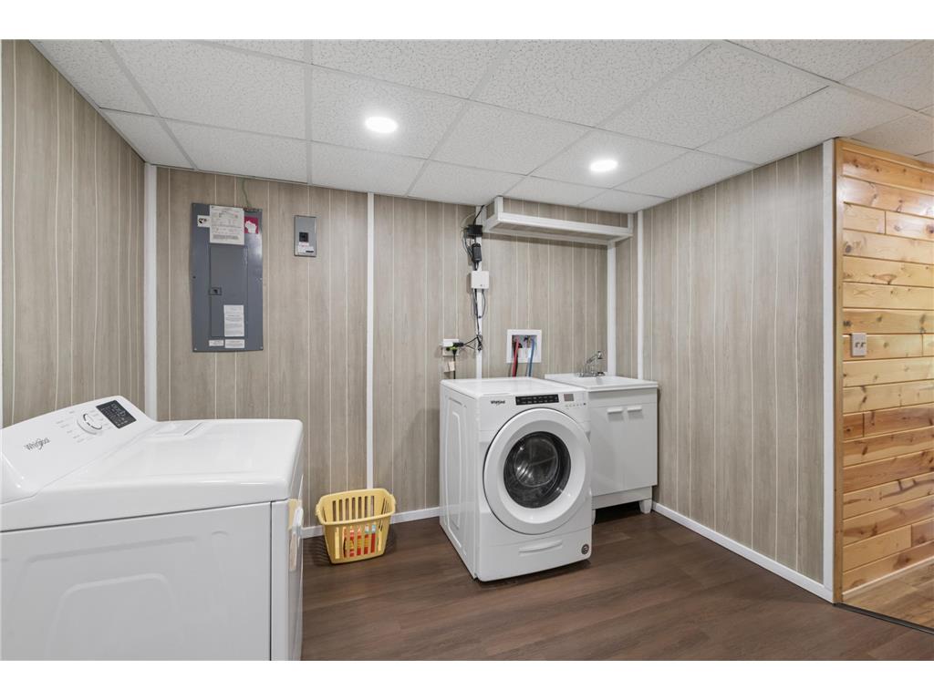 1815 211th Street Eureka WI 54824 7089811 image17