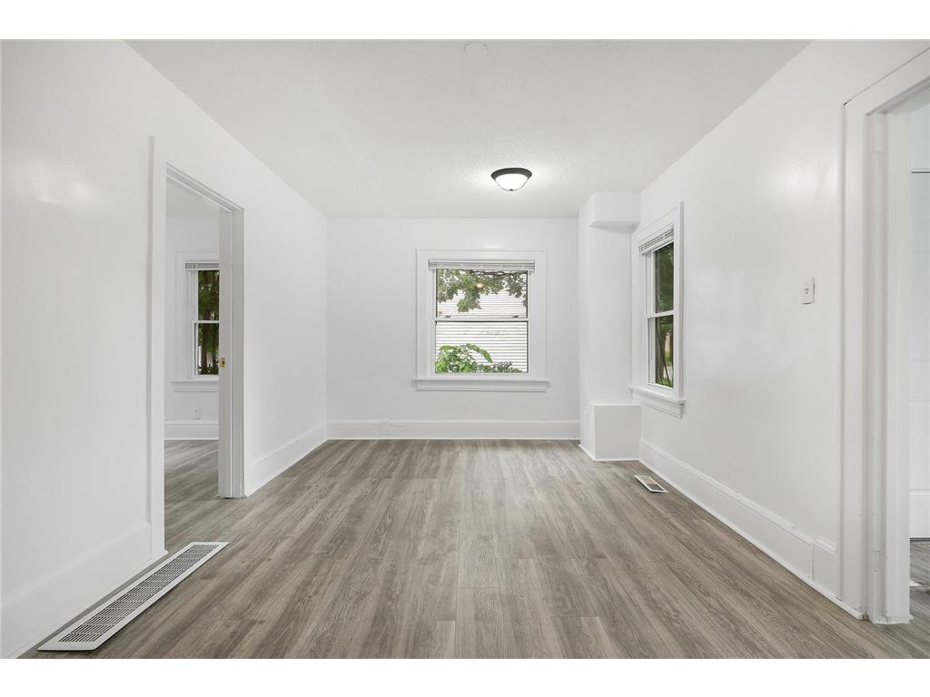 1815 25th Avenue N Minneapolis MN 55411 7089219 image11