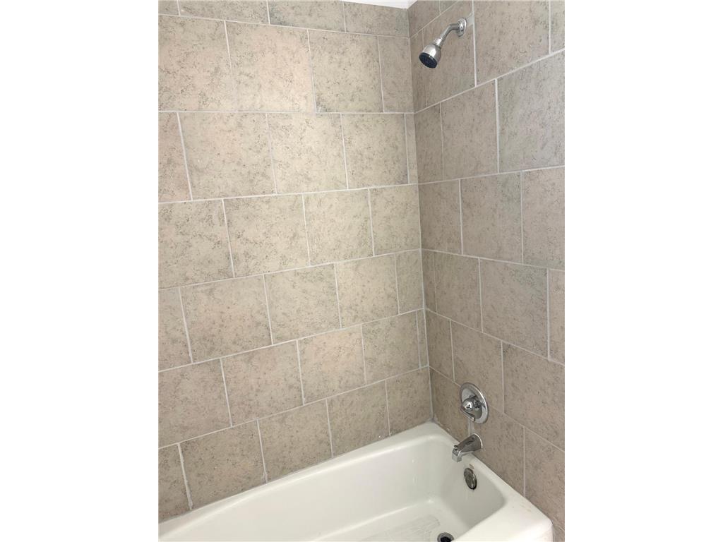 1815 25th Avenue N Minneapolis MN 55411 7089219 image17