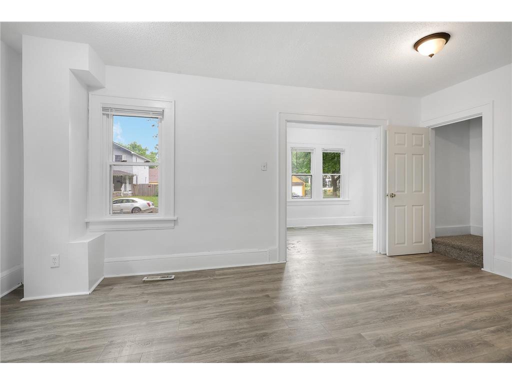 1815 25th Avenue N Minneapolis MN 55411 7089219 image8