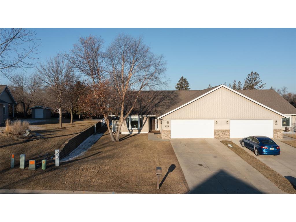 1815 Bridgeview Boulevard Detroit Lakes MN 56501 - Detroit 6485712 image1