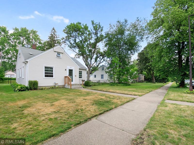 1815 Bush Avenue E, Saint Paul, MN 55119 MLS 6015070 Edina Realty