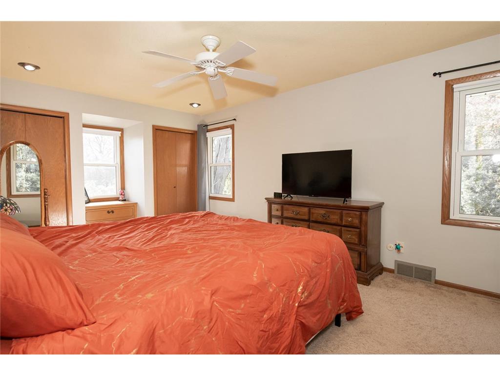 1815 Edgewood Road Winona MN 55987 7063654 image24