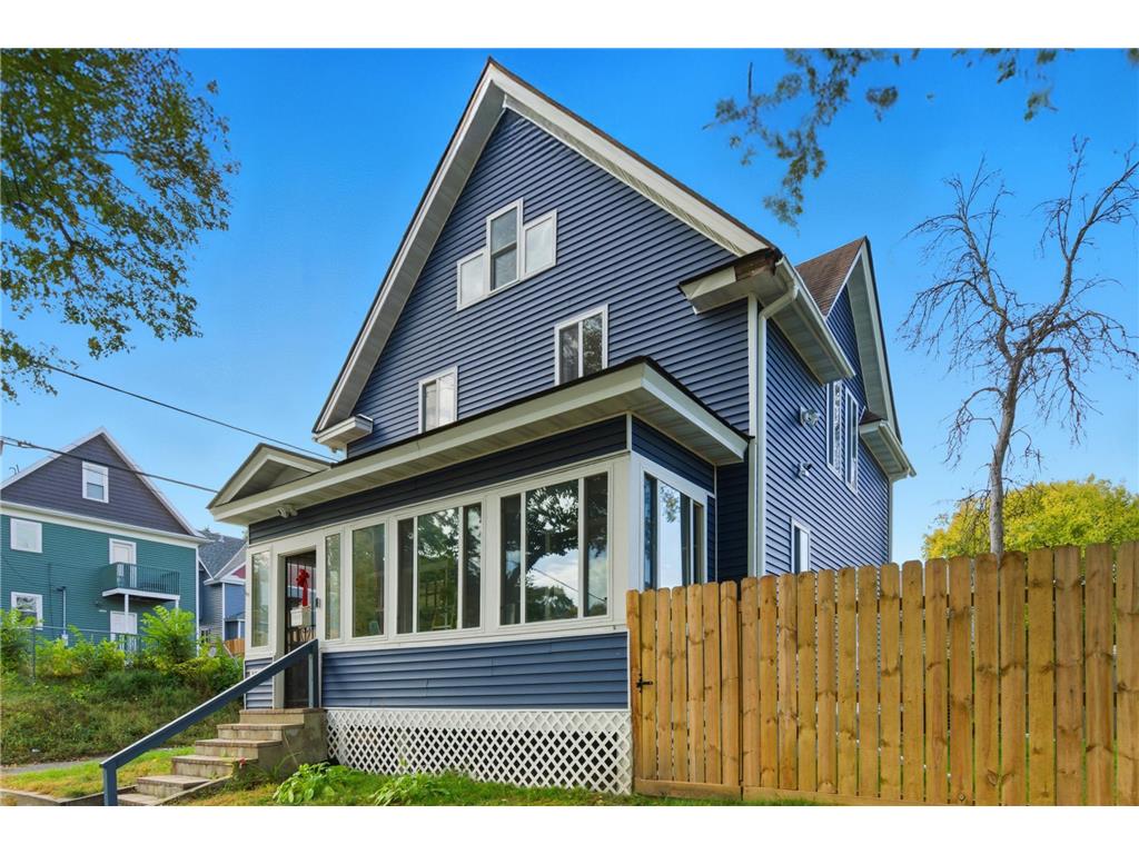 1815 Hillside Avenue N Minneapolis MN 55411 7043368 image1