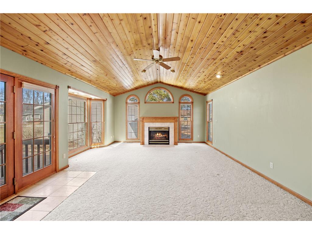 1815 Ives Avenue N Glencoe MN 55336 6351828 image1