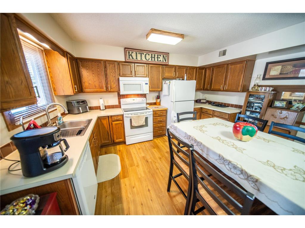 1815 Lakewood Avenue Albert Lea MN 56007 7085775 image23