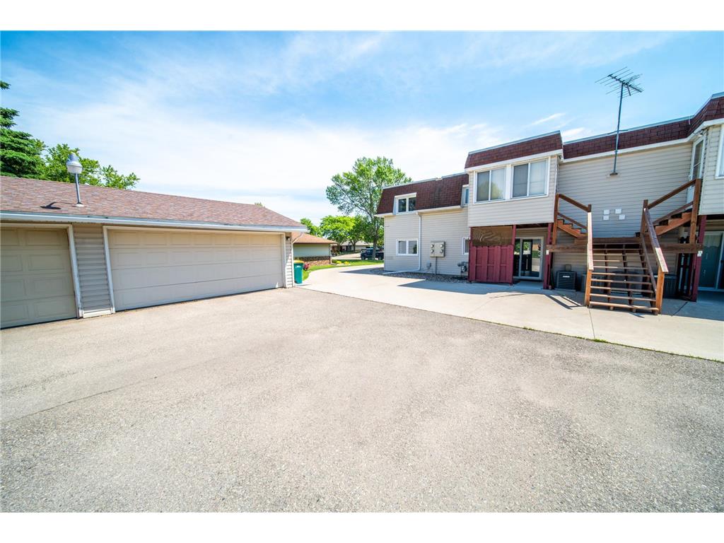 1815 Lakewood Avenue Albert Lea MN 56007 7085775 image33