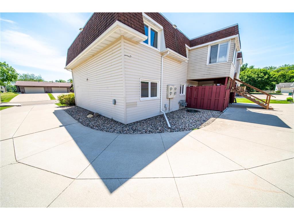 1815 Lakewood Avenue Albert Lea MN 56007 7085775 image34