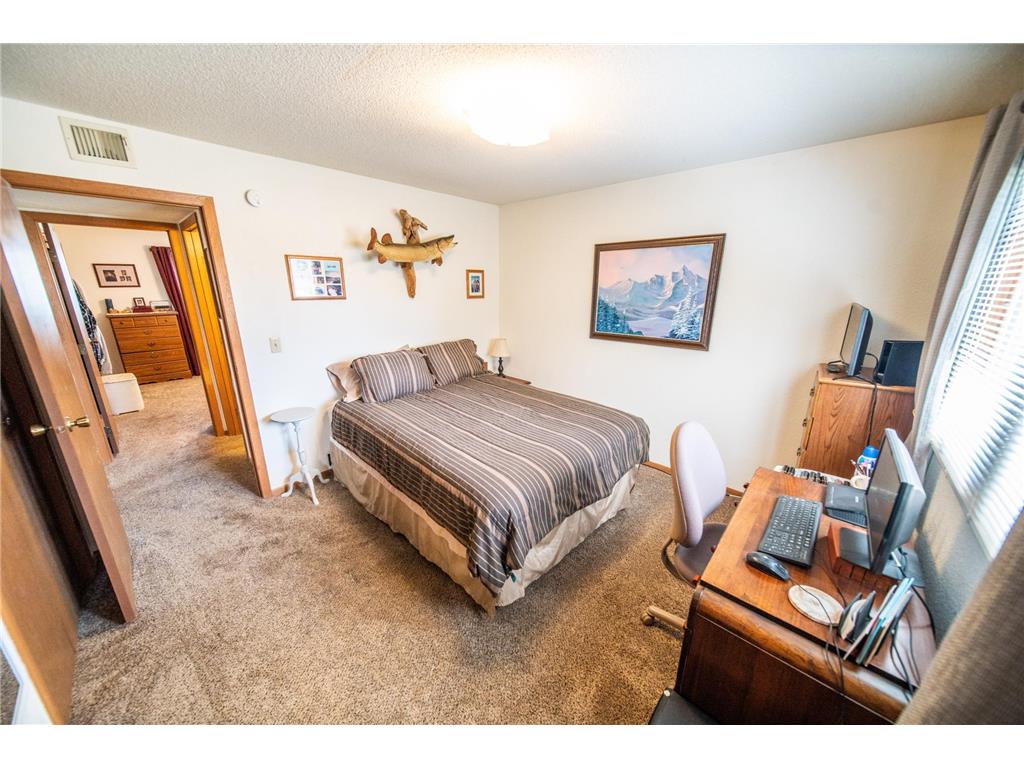 1815 Lakewood Avenue Albert Lea MN 56007 7085775 image8
