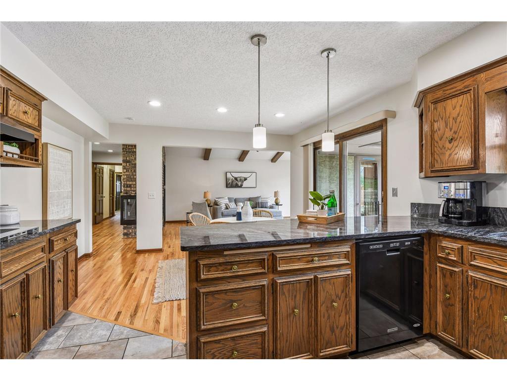 1815 Noble Drive N Golden Valley MN 55422 7050197 image24