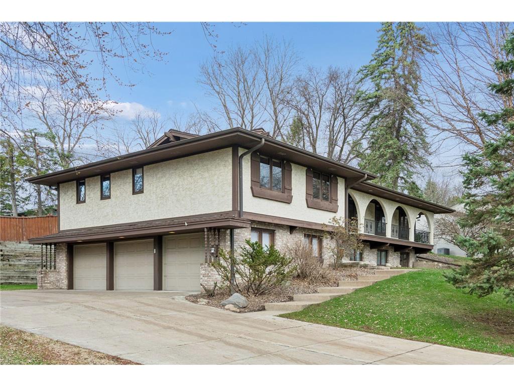 1815 Noble Drive N Golden Valley MN 55422 7050197 image3